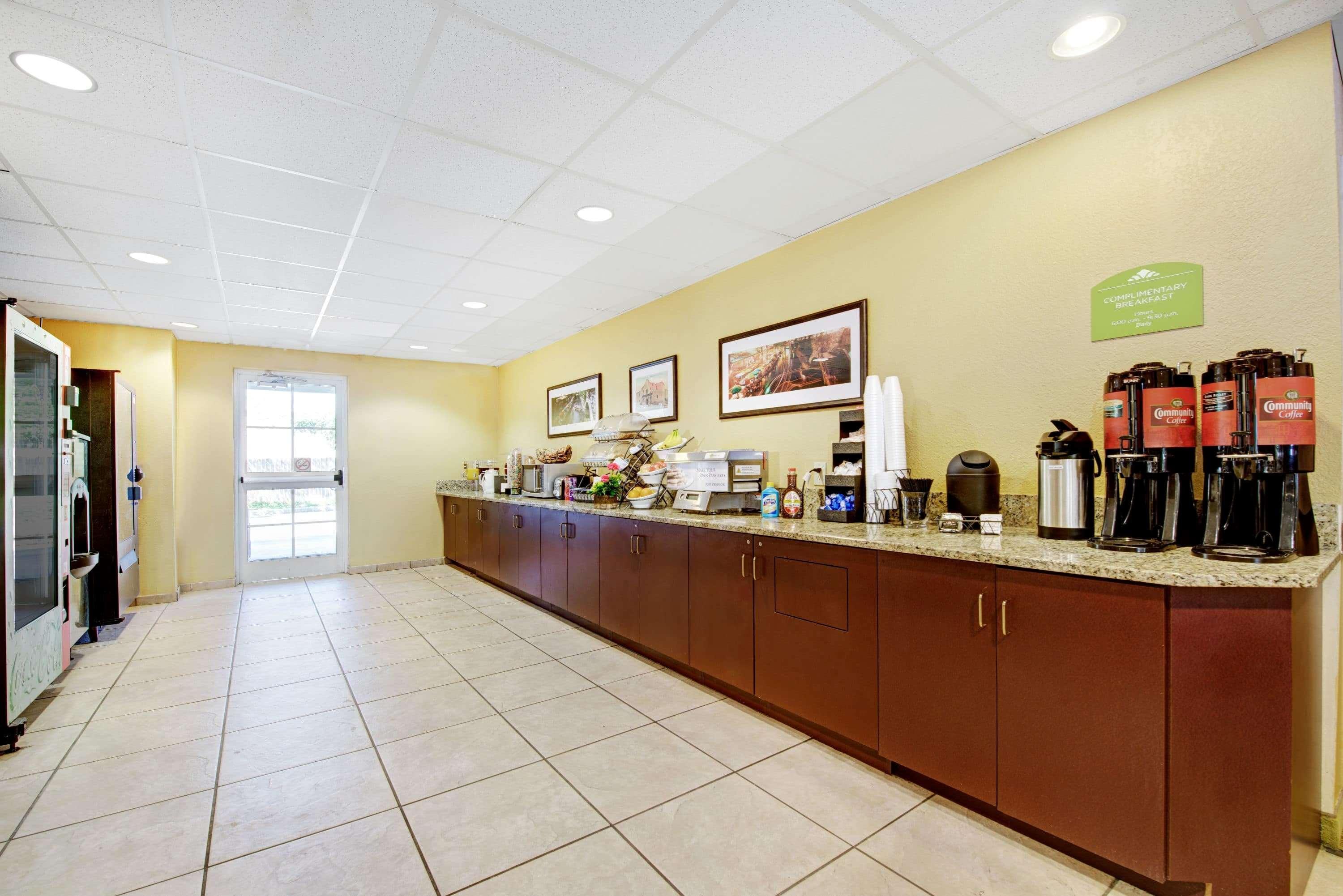 Super 8 By Wyndham San Antonio Airport North Hotel Luaran gambar