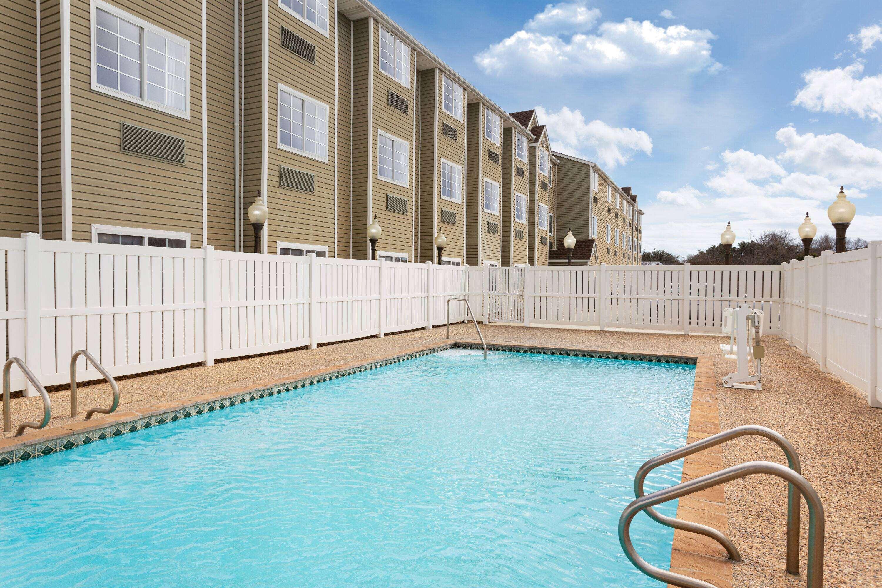 Super 8 By Wyndham San Antonio Airport North Hotel Luaran gambar